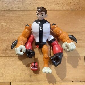 Ben 10 Evolution of‎ Ben Transforming Four Arms Action Figure